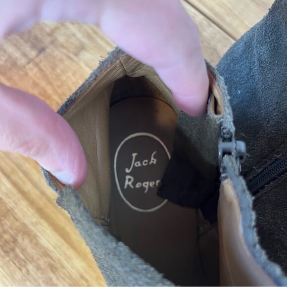 Jack Rogers Army Green Suede Leather Side Zip Ankle Booties Size 7 - Picture 4 of 8